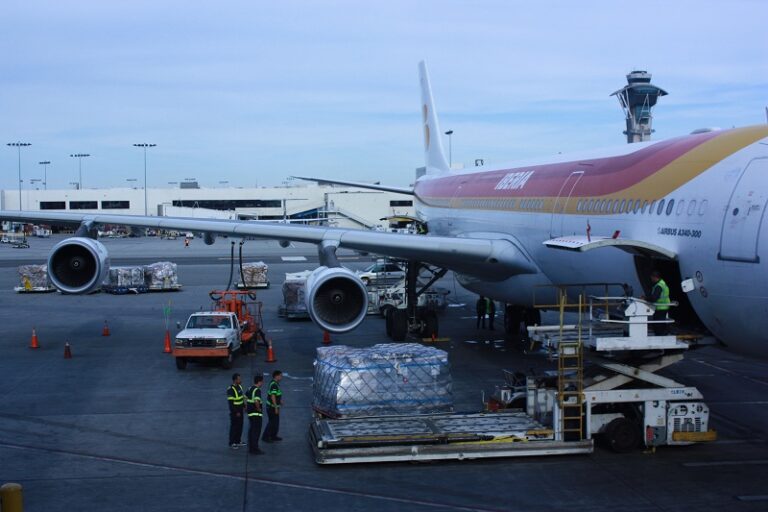IBERIA AIRPORT SERVICES presenta su candidatura al concurso de “handling” de AENA