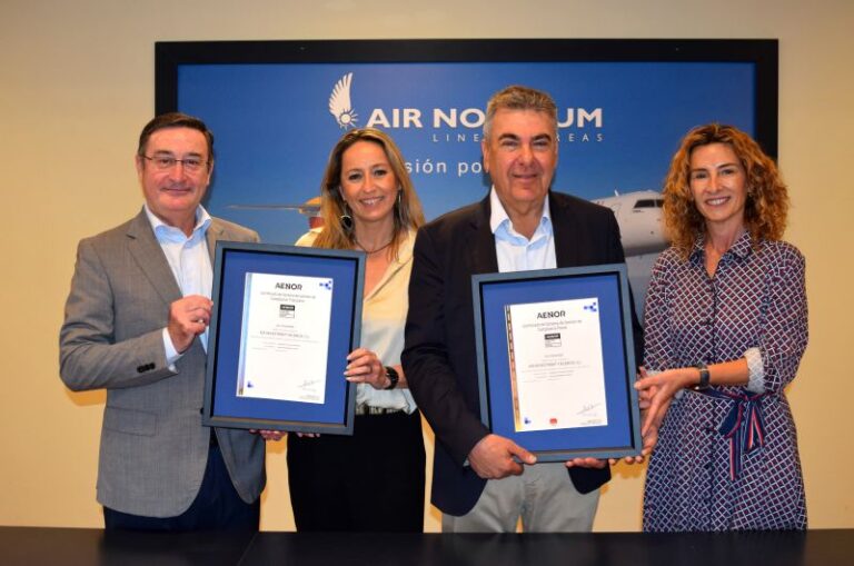 AIR NOSTRUM obtiene la certificación de AENOR para las normas UNE 19601 y 19602