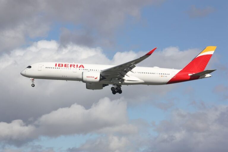 IBERIA lanza su Plan de Vuelo 2030