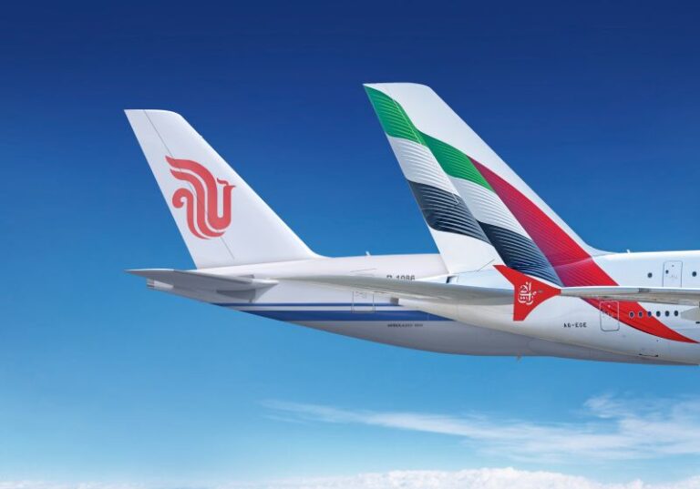 EMIRATES y AIR CHINA firman un acuerdo estratégico