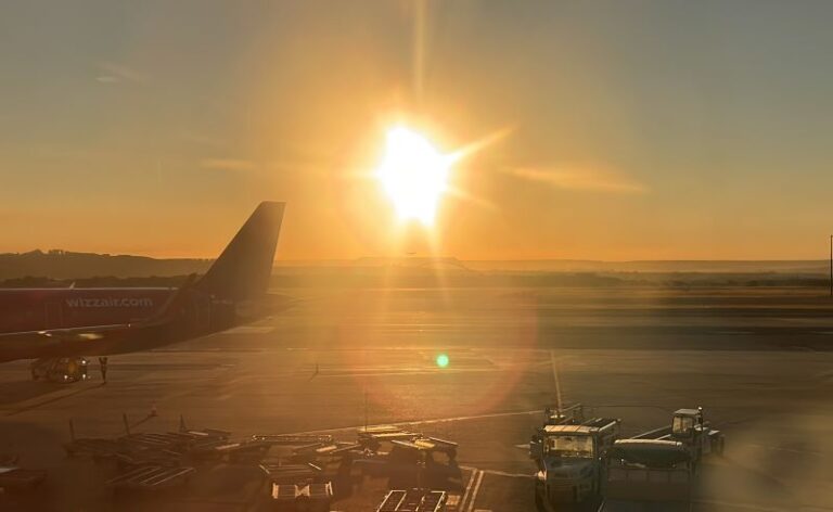 AENA registra beneficios de más de 2.100 millones de euros